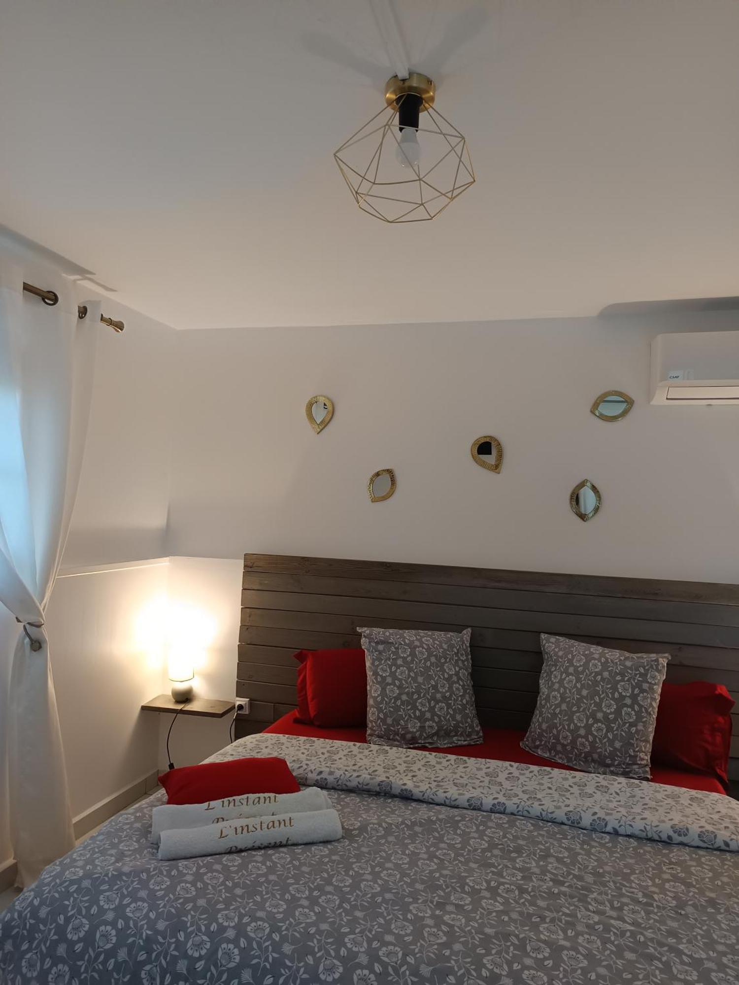 Bed and Breakfast L'Instant Present Le Moule Exteriér fotografie